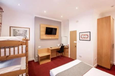 Oyo London Guest House - 74