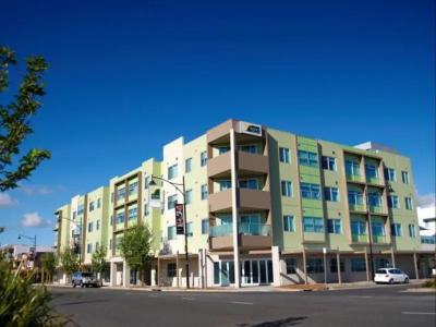 Quest Mawson Lakes - 26