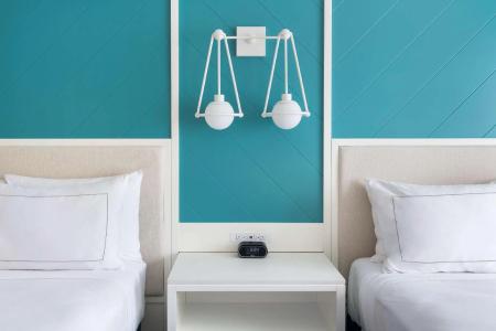 DoubleTree Suites by Hilton - 81