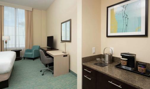DoubleTree by Hilton Miami Doral - 15