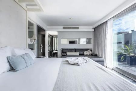 1828 Smart Boutique - 138