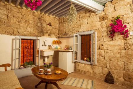 Nzar Khoury for Hosting - 30