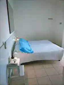 Le Petit - 3