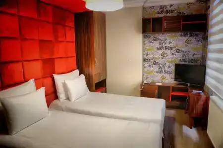 The Corner Palace - 1