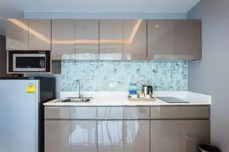 Patong Bay Residence - 18