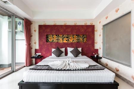 7q Patong Beach - Sha Certified - 2