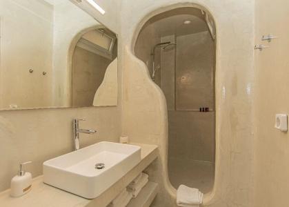 Crystal Suites - 7