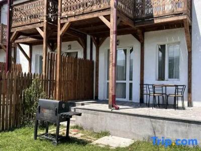 Motives Inn - 161