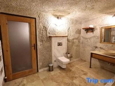 Sarnich Cave Suites - 181