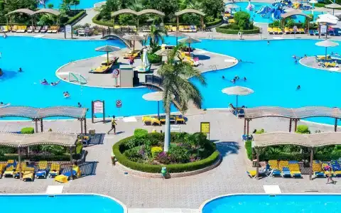 Hawaii Caesar Dreams Resort and Aqua Park - Families and Couples - 3
