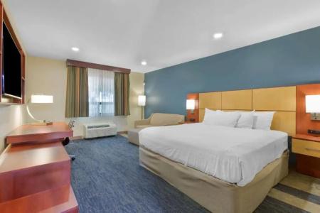 Best Western Plus Clocktower Inn - 167