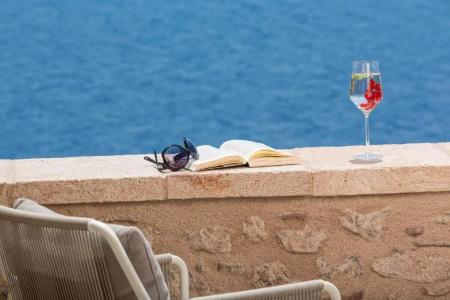 Moni Emvasis Luxury Suites - 81