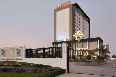 Ramada Plaza By Wyndham - 0