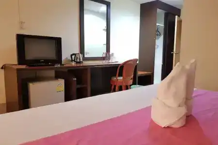 Poonsook Phitsanulok Sha Plus - 61