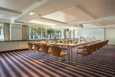 Radisson Blu 1835, Cannes - 36