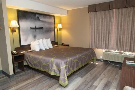 Super 8 by Wyndham - 14