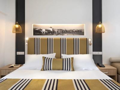 Mercure Rhodes Alexia - 52