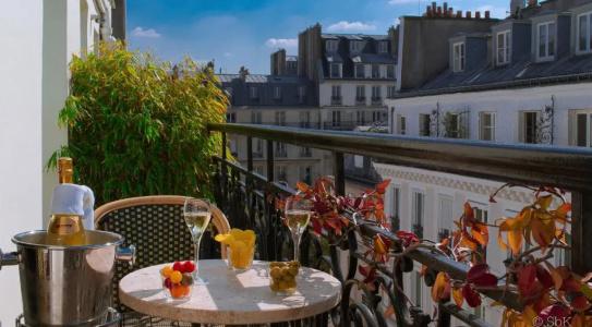 B Montmartre - 81
