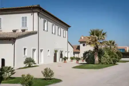 & Resort Le Colombare - 0
