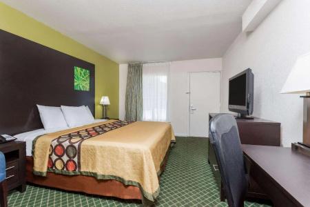 Super 8 by Wyndham - 20