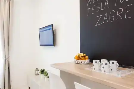 Tesla Boutique  & Rooms - 129