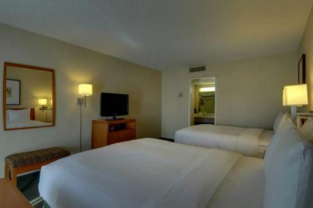 Vagabond Inn - 23