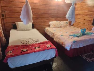 Phayam Coconut Beach Resort - 22