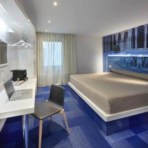 Granada Five Senses Rooms & Suites - 74