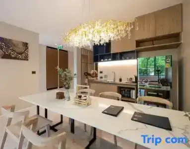 Shan Villas Sukhumvit - 298