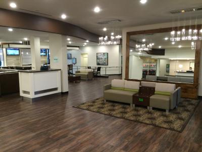 Holiday Inn Coliseum, An Ihg - 20