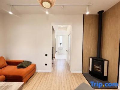 Motives Inn - 132