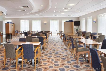 Holiday Inn Express Oxford Kassam Stadium, An Ihg - 13
