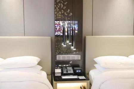 Renaissance Shenzhen Luohu - 68