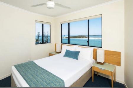 BreakFree Grand Pacific - 90