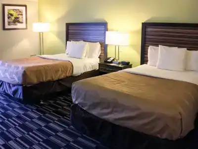 Quality Inn North - 19