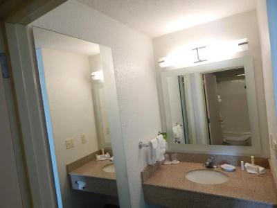 SpringHill Suites Portland Airport - 51