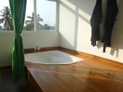 Refresh Hikkaduwa - 7