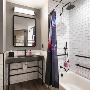 Moxy Nashville Vanderbilt Area - 8