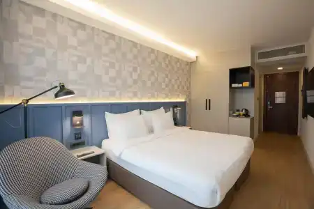 Sarar Kizilcikli - 4