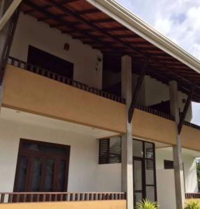 Sunrise Palace Negombo - 0