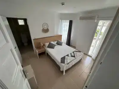 Mimosa Pension - 11