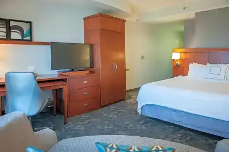 Courtyard by Marriott Downtown - 19