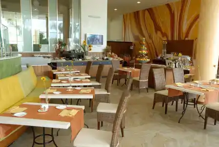Unahotels Mh Matera - 28
