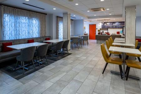 Hampton Inn Atlanta-Georgia Tech-Downtown - 10