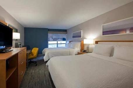 Rodeway Inn & Suites - 5