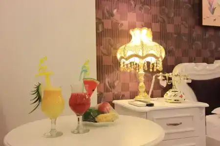 Splendid Star Boutique - 51
