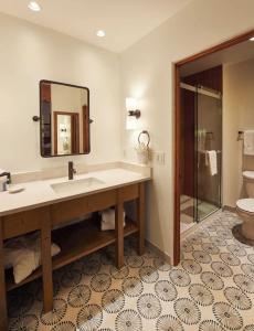 Old Santa Fe Inn - 54