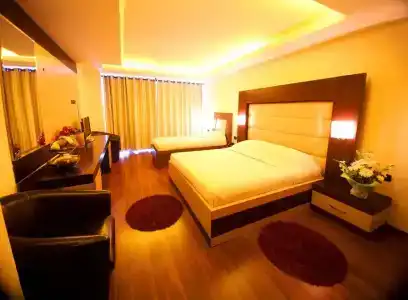 Vlora International - 5