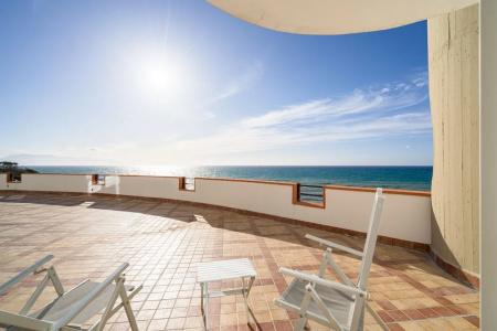 Carlton Riviera - 72