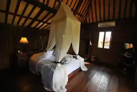 KajaNe Yangloni at Bali - 2